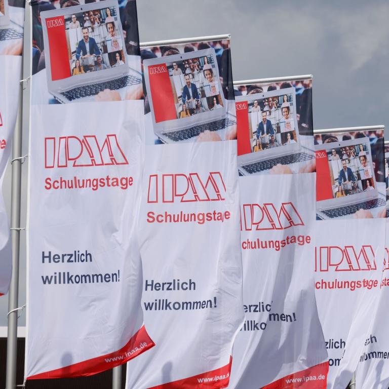 Flaggen des IPAA e.V.