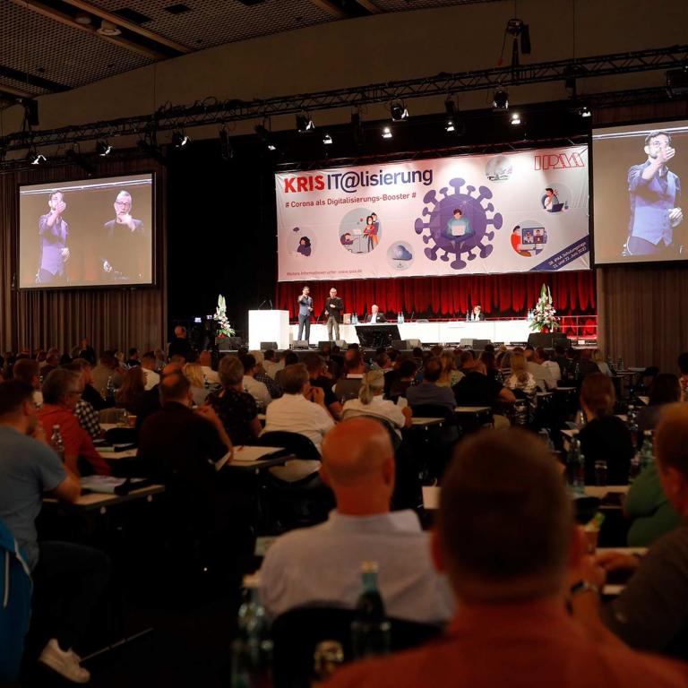Foto mit Teilnehmenden der IPAA-Schulungstage 2022
